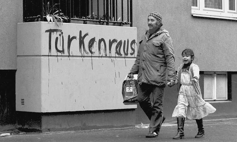 Νέα επίθεση στη Γερμανία κατά τζαμιού – Διογκώνεται το κύμα αντίδρασης κατά του ακραίου Ισλάμ