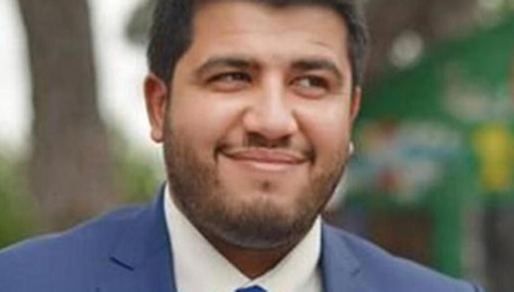 Απέλυσαν Τούρκο δημοσιογράφο που έγραψε για την επίθεση στο Charlie Hebdo!