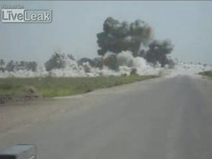 Η στιγμή που βόμβα τύπου JDAM πλήττει στόχο στο Ιράκ [βίντεο]