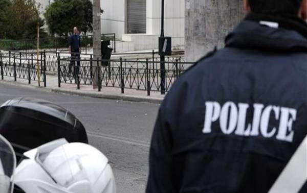 Στον Εισαγγελέα ο Αλγερινός «οικονομικός μετανάστης» που συνελήφθη στο Παγκράτι