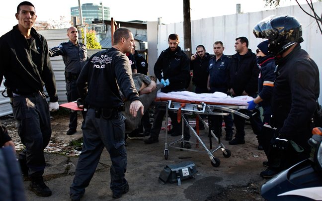 Δέκα οι τραυματίες στο Τελ Αβίβ από την επίθεση με μαχαίρι ενός Παλαιστινίου