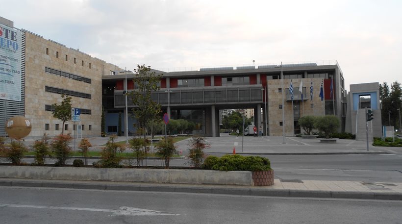 Θεσσαλονίκη: Ποινική δίωξη για ξέπλυμα βρόμικου χρήματος κατά 11 δημοτικών υπαλλήλων