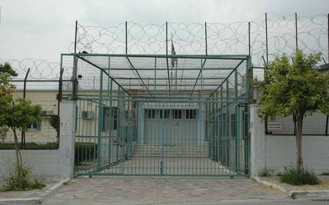 Σύριος προσπάθησε να σκοτώσει 19χρονο Ιρανό στις φυλακές Βόλου