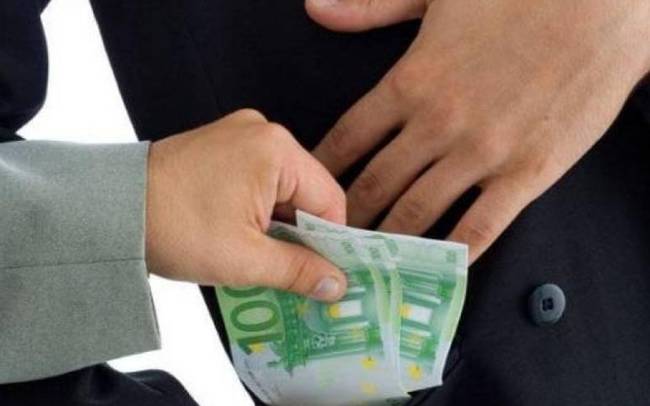 Κέρκυρα: Συνελήφθη επιχειρηματίας να δωροδοκεί Πρόεδρο δημόσιου Οργανισμού