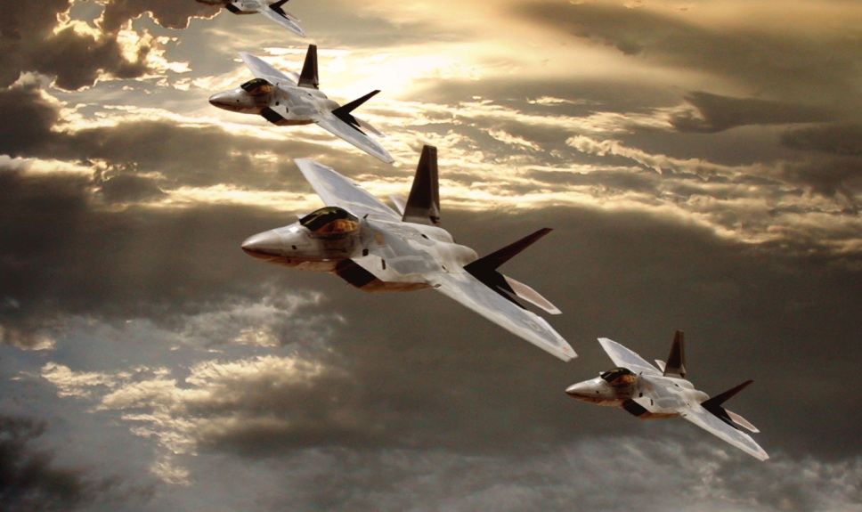Εναέριος ανεφοδιασμός F-22 πάνω από τον Κόλπο (Βίντεο)