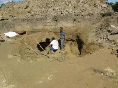Σέρρες: Συνέλαβαν τρεις επίδοξους Indiana Jones για λαθροανασκαφή σε αρχαιολογικό χώρο