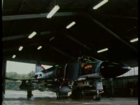 Όταν βρετανικά F-4 Phantom αναχαίτιζαν σοβιετικά βομβαρδιστικά [βίντεο]