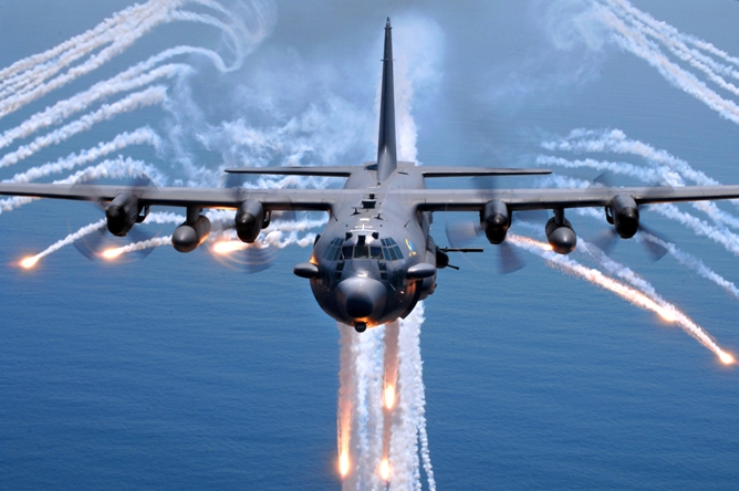 AC-130 σφυροκοπά τους Ταλιμπάν και την επόμενη μέρα οι πεζοναύτες βλέπουν τα αποτελέσματα [βίντεο]