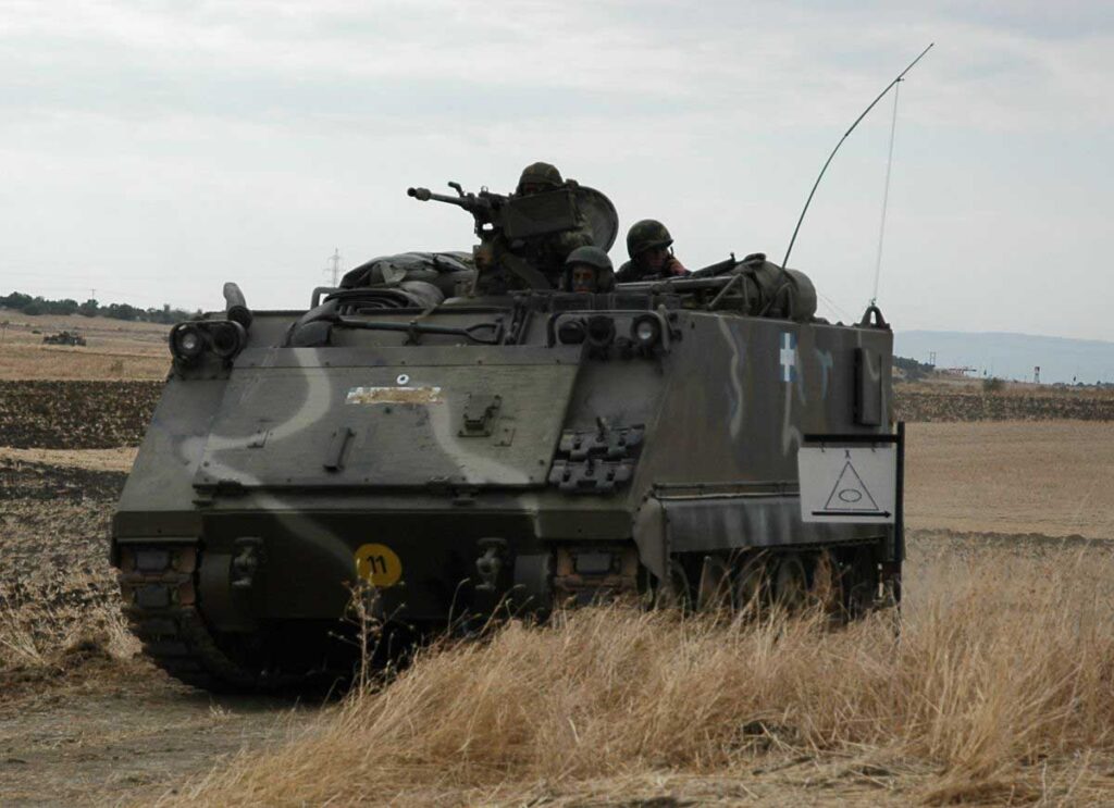 Η 2η Μηχανοκίνητη Μεραρχία εν δράσει [βίντεο]