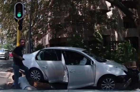 Καταδίωξη με πυροβολισμούς στο Γιοχάνεσμπουργκ [βίντεο]