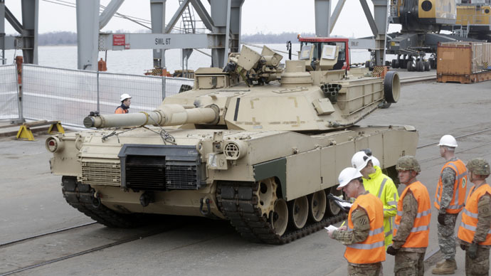 Η αποβίβαση των Abrams στην Λετονία [βίντεο]