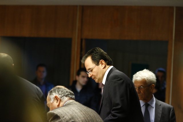 Συνεργάτιδα του Ι. Διώτη τον διαψεύδει: “Δεν κατέστρεψα και δεν διέγραψα USB”