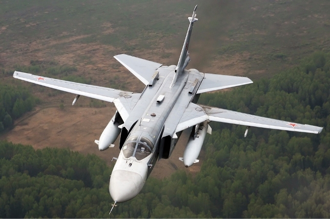 Ανεφοδιασμός Su-24  από Il-78 πάνω από το Καλίνιγκραντ [βίντεο]