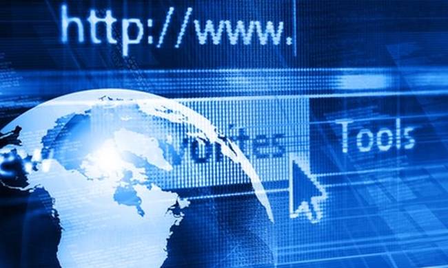 Εκβίαζαν μέσω Διαδικτύου 43χρονη και τον 20χρονο γιο της