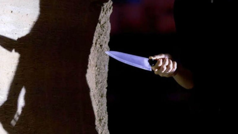 Πάτρα: «Μπούκαρε» με μαχαίρι σε ξενοδοχείο