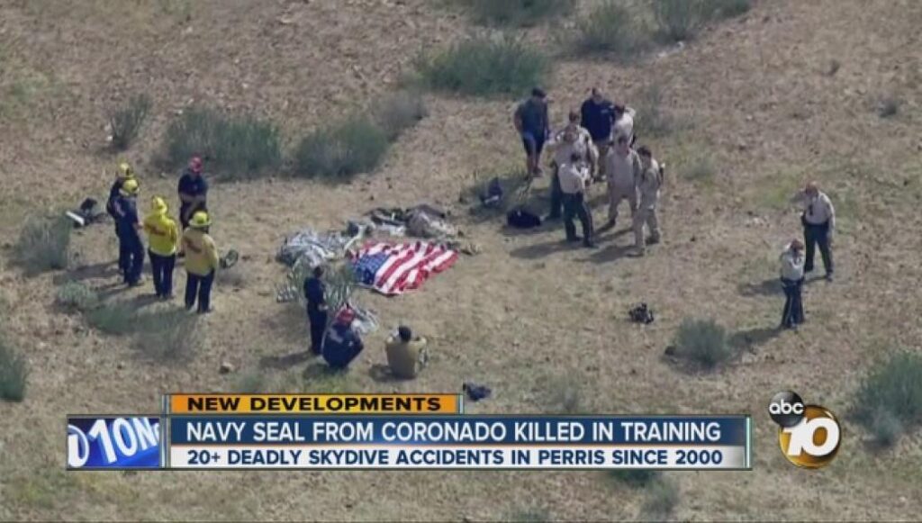 Αμερικανός πεζοναύτης έχασε τη ζωή του κατά την διάρκεια άσκησης – Δεν άνοιξε το αλεξίπτωτό του [βίντεο]