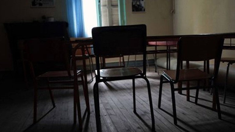 Συνέλαβαν 26χρονο Αλβανό που πλησίαζε και παρενοχλούσε ανήλικες μαθήτριες σε σχολεία