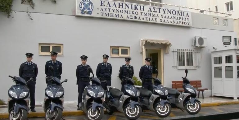 Ο Αστυνομικός της Γειτονιάς on camera…