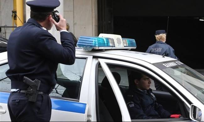 Βόλος: Ένοπλη ληστεία σε ασφαλιστικό γραφείο