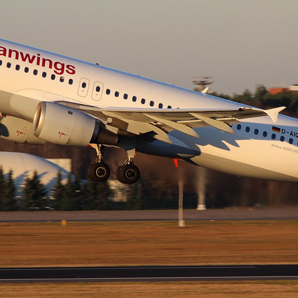 Germanwings: Περίμεναν δυο ημέρες για φτηνά εισιτήρια και «διάλεξαν» τη μοιραία πτήση (εικόνες)