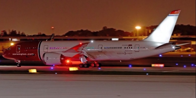 Norwegian Air Shuttle: Υποχρεωτική η παρουσία δύο ατόμων στο πιλοτήριο