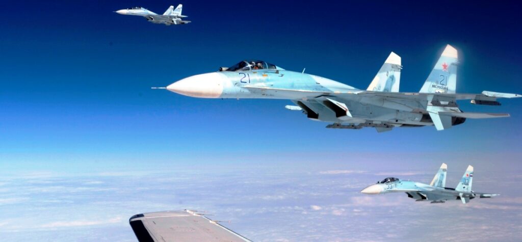 Η ρωσική Αεροπορία ενισχύει με Su-27SM τη δυτική στρατιωτική Διοίκηση