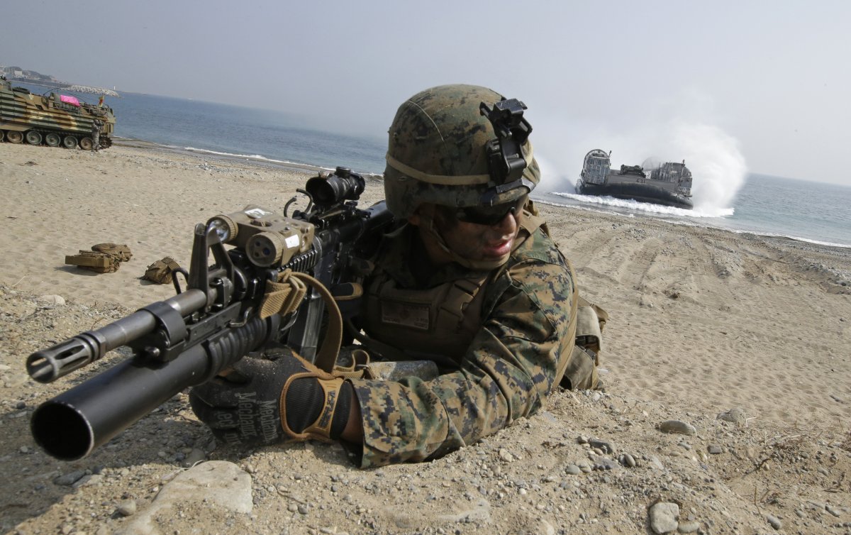 Foal Eagle 2015: 12.500 στρατιώτες των ΗΠΑ και 200.000 της Νότιας Κορέας κάνουν επίδειξη δύναμης (εικόνες)