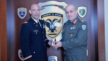 Επίσκεψη του επικεφαλής του Γραφείου Αμυντικής Συνεργασίας των ΗΠΑ  στο Α/ΓΕΣ