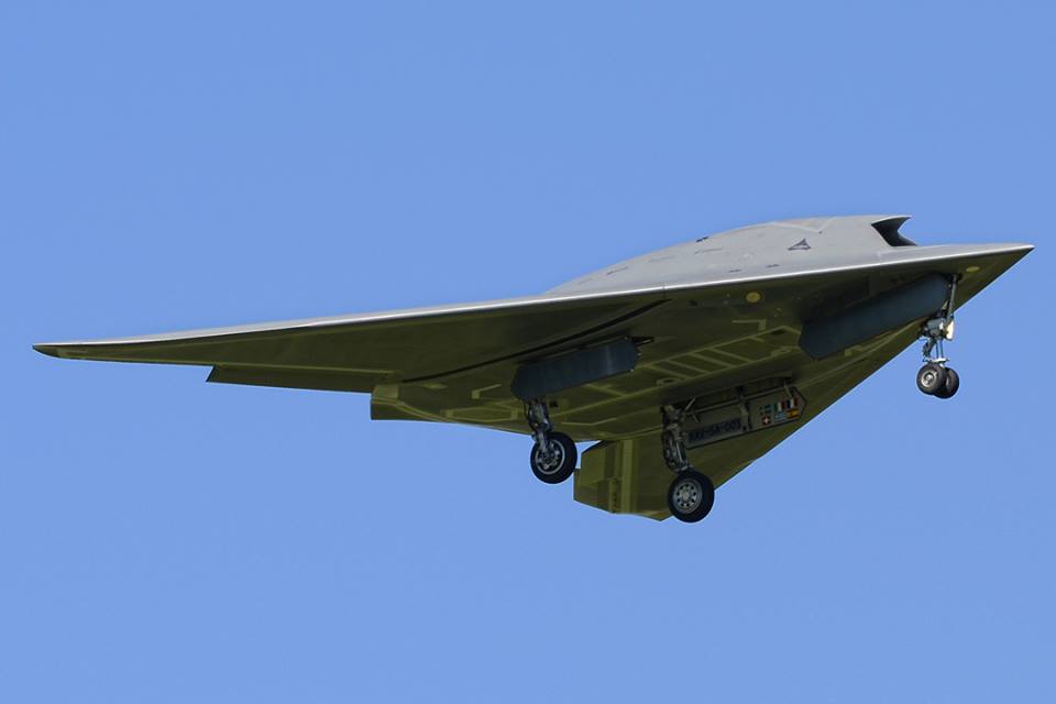 Στην Ιταλία συνεχίζει τις δοκιμές το nEUROn UCAV