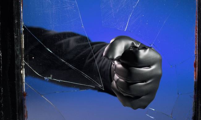 Διόνυσος: Ληστές «σήκωσαν» χρηματοκιβώτιο από σπίτι