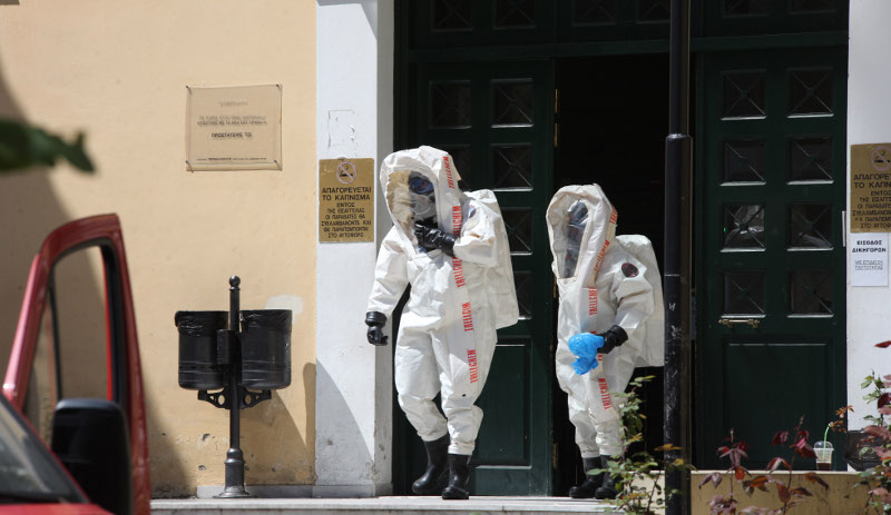 “Αθώα” η λευκή σκόνη που βρέθηκε σε φάκελο στην εισαγγελία – Κάποιος ήθελε να κάνει φάρσα