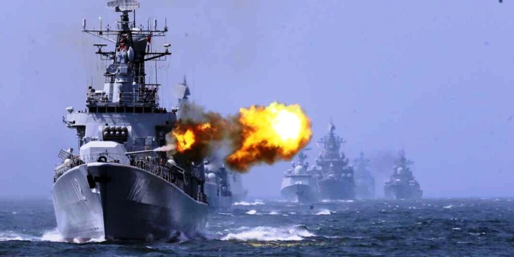 Μεγάλες ασκήσεις του ρωσικού Ναυτικού με κινεζικά πολεμικά πλοία στη M.Θάλασσα
