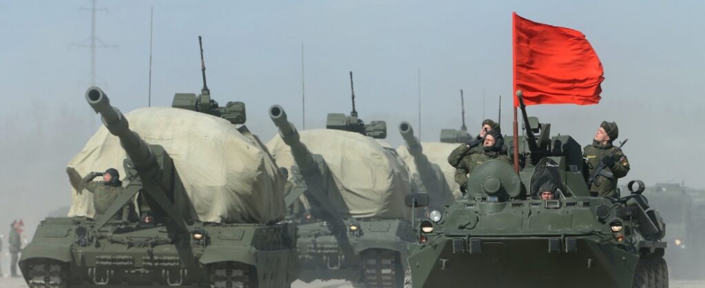 Βίντεο υψηλής ανάλυσης από την πορεία των νέων ρωσικών υπερ-όπλων στους δρόμους της Μόσχας