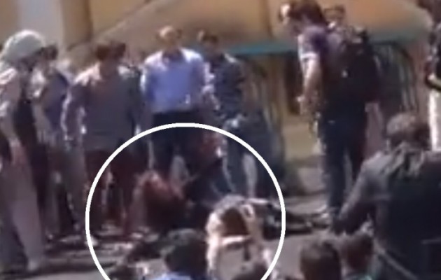 Τα κτήνη του ISIL λιώνουν το κεφάλι γυναίκας με τσιμεντόλιθους (vid)