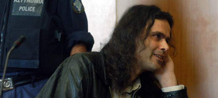 Σάββας Ξηρός: “Αρνούμαι να φορέσω βραχιολάκι για θρησκευτικούς λόγους – Το γράφει και η Αποκάλυψη”