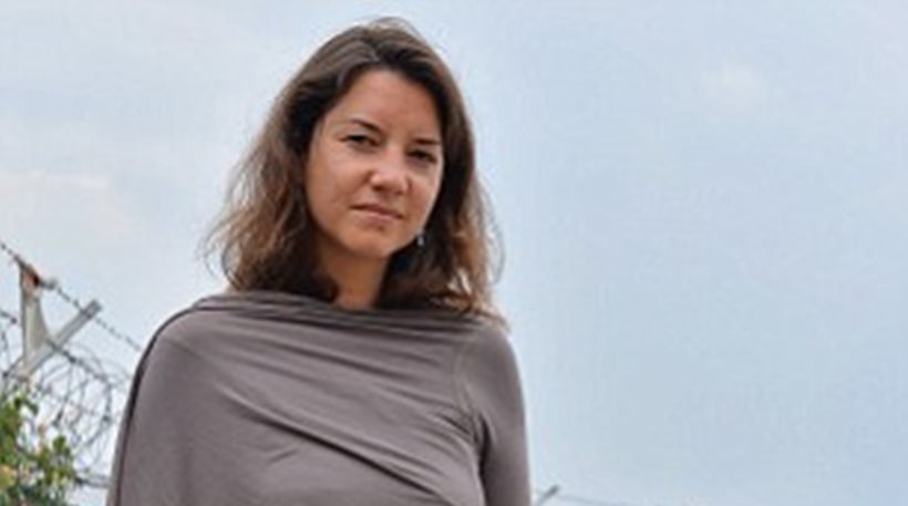 Αν έχεις τύχη διάβαινε – Βρετανίδα επέζησε στο τσουνάμι της Ταϊλάνδης και τώρα στο σεισμό του Νεπάλ