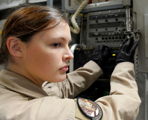 Συμμετοχή C-17A σε άσκηση στη Μ. Ανατολή με αποκλειστικά γυναικείο πλήρωμα
