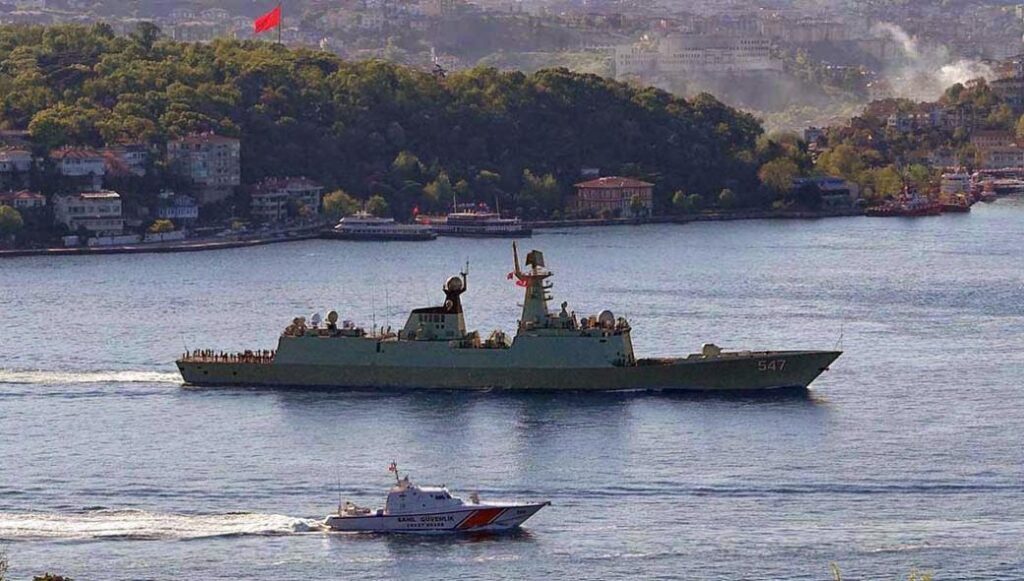 Στην Μαύρη Θάλασσα πέρασαν τα κινεζικά πολεμικά – Θα συνεκπαιδευτούν με το ρωσικό Ναυτικό