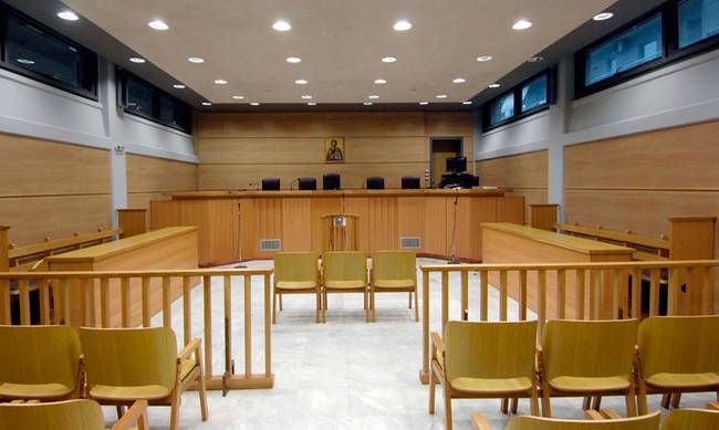 Ηράκλειο: Τον Ιούνιο η δίκη των δεκατριών για τα ναρκωτικά