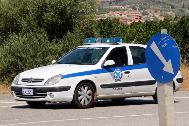 Χειροπέδες σε σωφρονιστικό υπάλληλο στα Χανιά