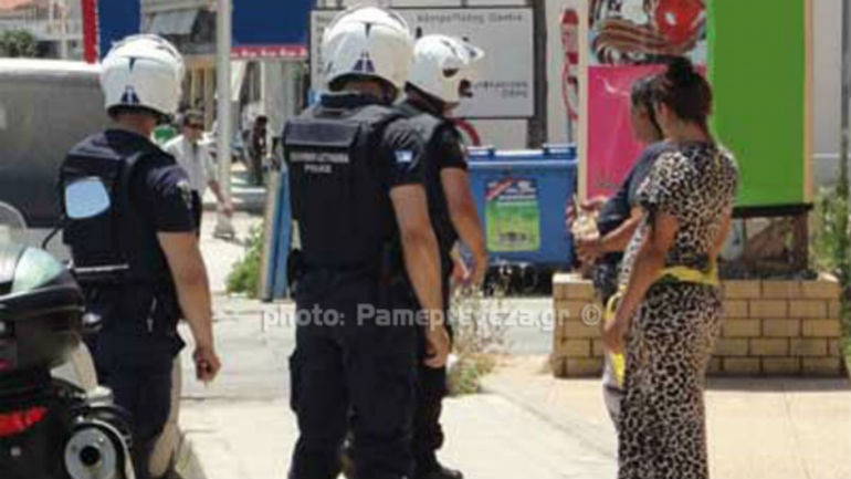 Ιωάννινα: Τρεις γυναίκες έκλεψαν ηλικιωμένο