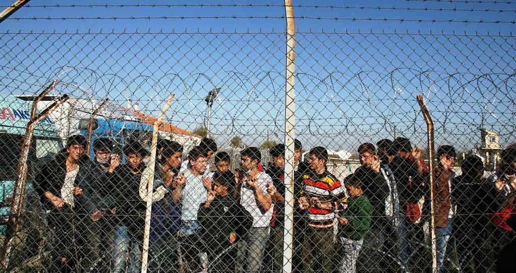 Απλά διέσχισαν τα σύνορα στον Έβρο και ζήτησαν να «συλληφθούν» – Ακόμη 41 λαθρομετανάστες στην Ελλάδα