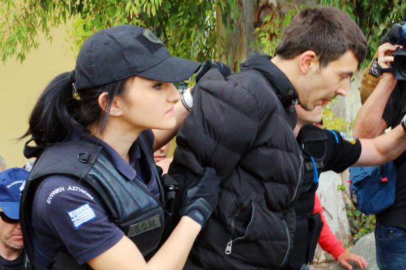 Εμπλέκει τον φίλο του στην εξαφάνιση της Άννυ ο παιδοκτόνος