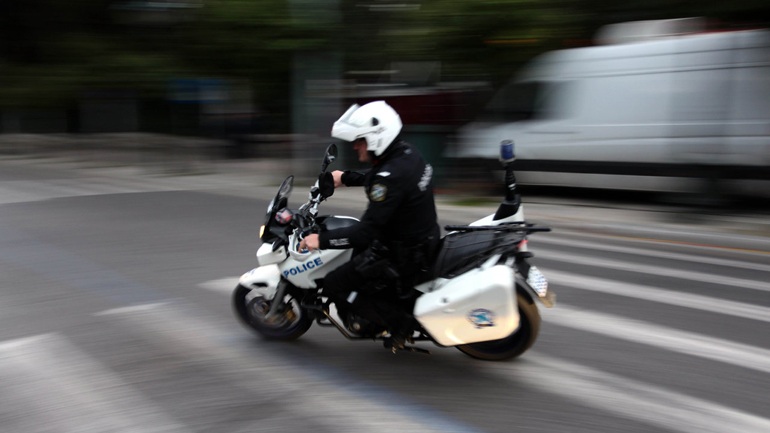 Κρήτη: Τροχαίο ατύχημα με εμπλοκή μοτοσικλετιστή της ΔΙΑΣ