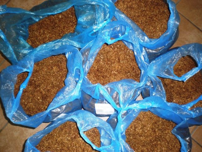 Αγρίνιο: Σύλληψη 47χρονου για παράνομο εμπόριο καπνού