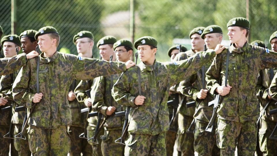 Το απίθανο νούμερο των 900.000 εφέδρων υποτίθεται ότι κινητοποιεί η Φινλανδία – Μια σύγκριση με Ελλάδα