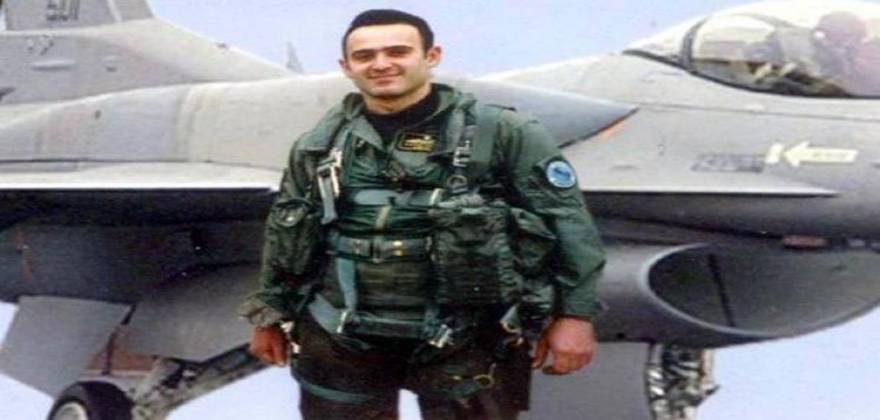 Σαν σήμερα το 2006 δολοφονήθηκε ο σμηναγός Κώστας Ηλιάκης υπερασπιζόμενος τα πάτρια εδάφη…