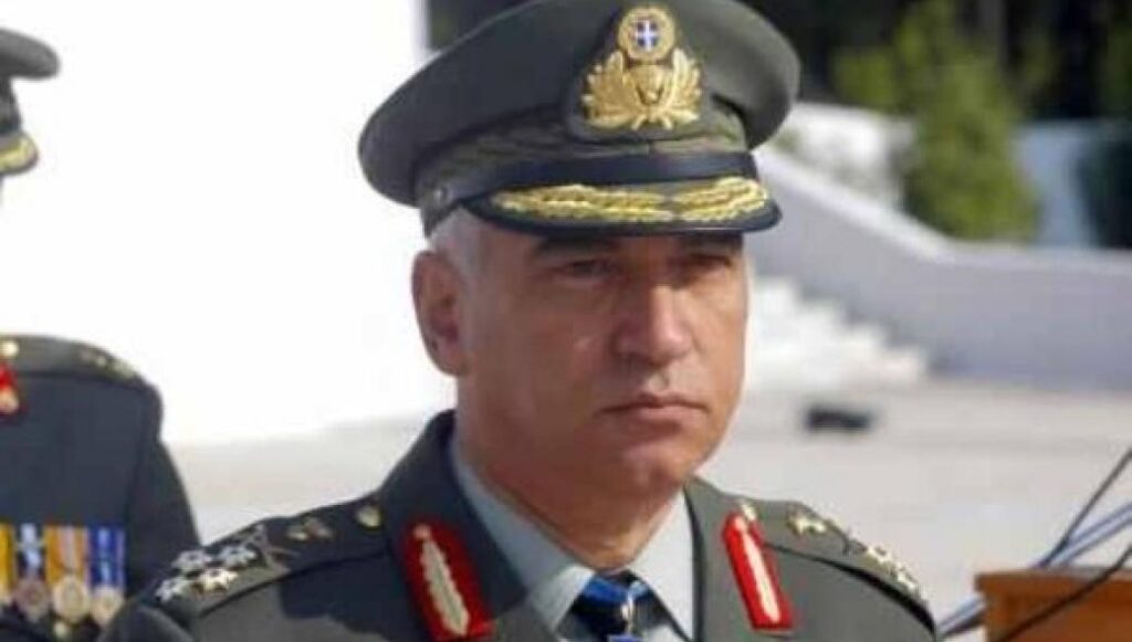 Ο Αρχηγός ΓΕΕΘΑ πραγματοποίησε επίσκεψη στο Κατάρ (25-26/5)