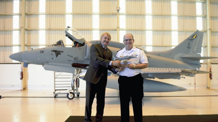 Πρώτο εκσυγχρονισμένο A-4 Skyhawk για την Βραζιλία [βίντεο]