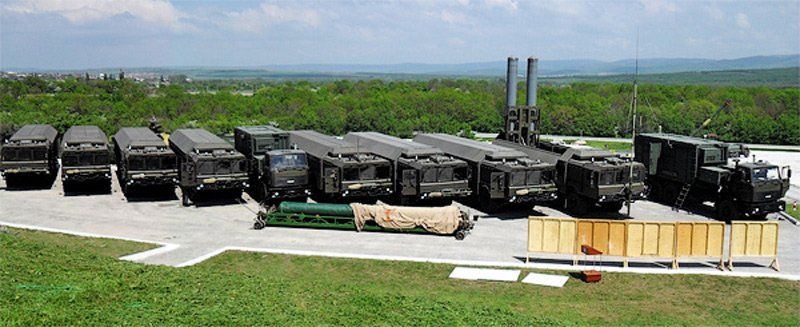 Με S-400 Pantsir-S και πυραύλους Ρ-800 Yakhnot εξοπλίζει την Αρκτική η Ρωσία [βίντεο]